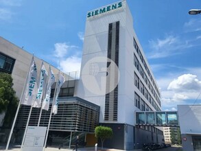 Carrer de Lluís Muntadas, 5, Cornellà de Llobregat, Barcelona for lease Building Photo- Image 2 of 31