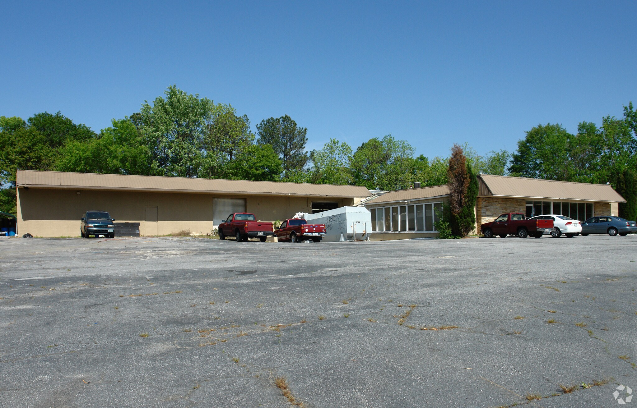 3014 Shallowford Rd, Atlanta, GA for sale Primary Photo- Image 1 of 1