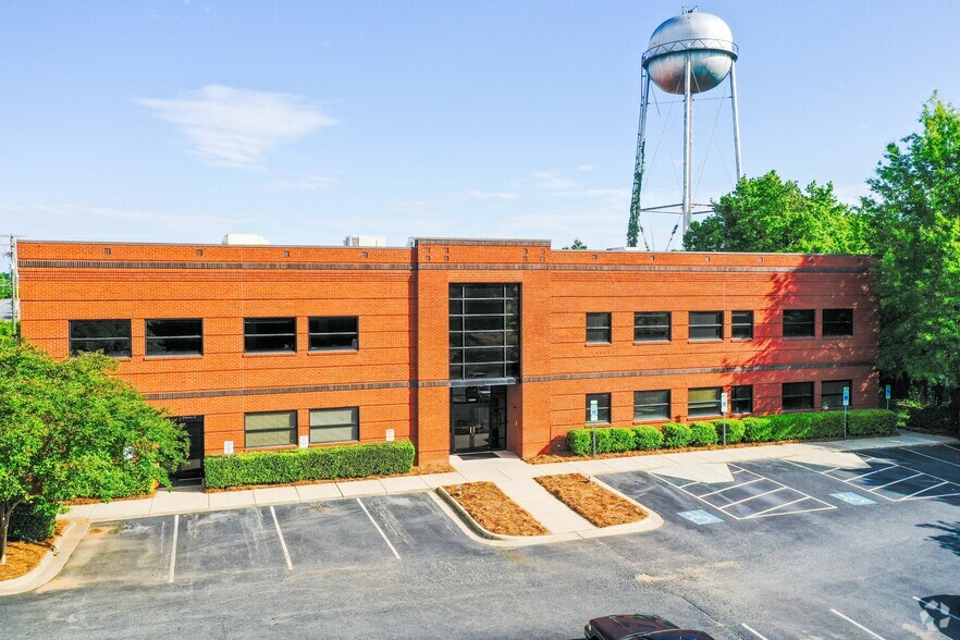 10801 Monroe Rd, Matthews, NC for sale - Primary Photo - Image 1 of 1