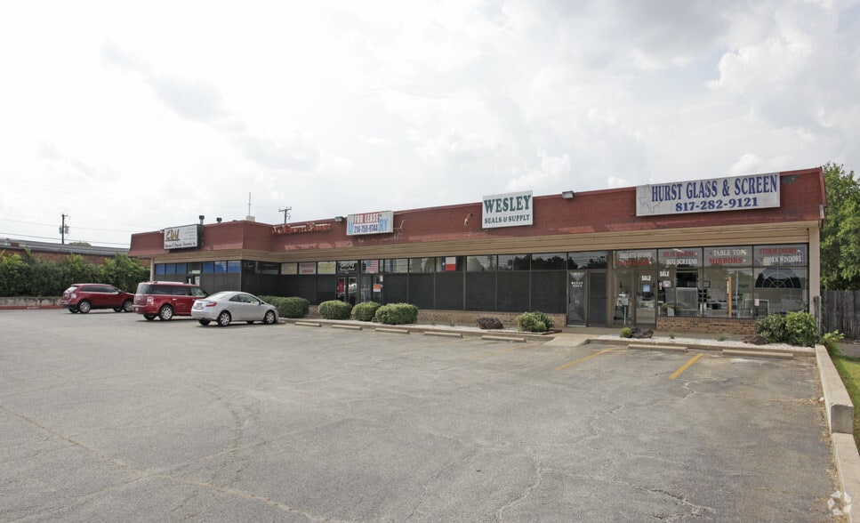 236 Bedford Euless Rd, Hurst, TX, 76053 Retail Property For Sale