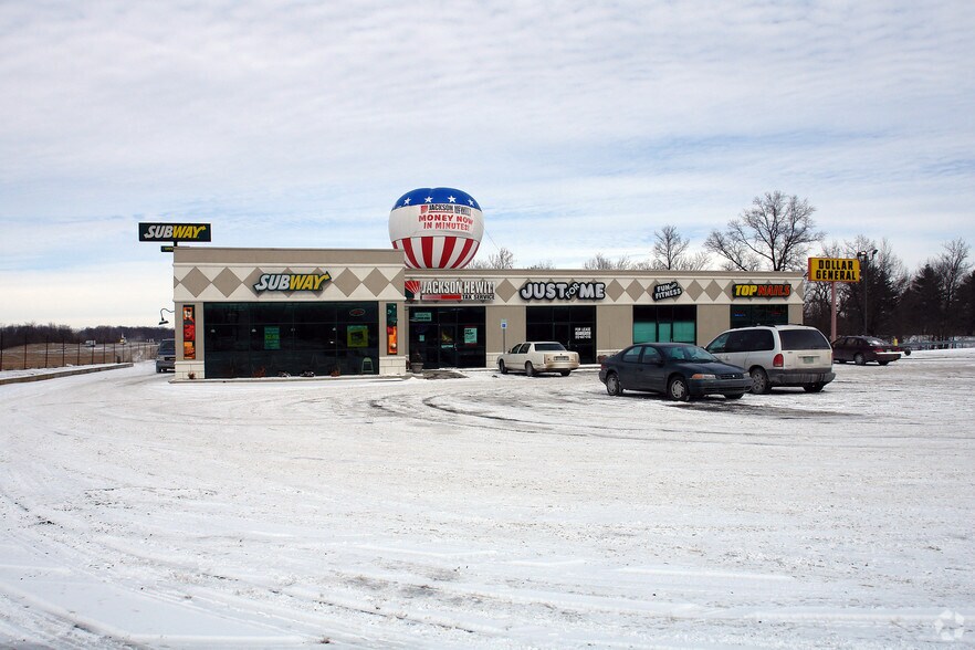 820-826 W Wolfe St, Sullivan, IN for sale - Primary Photo - Image 1 of 1