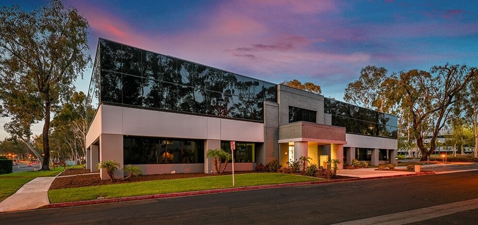 9775 Businesspark Ave, San Diego, CA for sale - Building Photo - Image 1 of 12