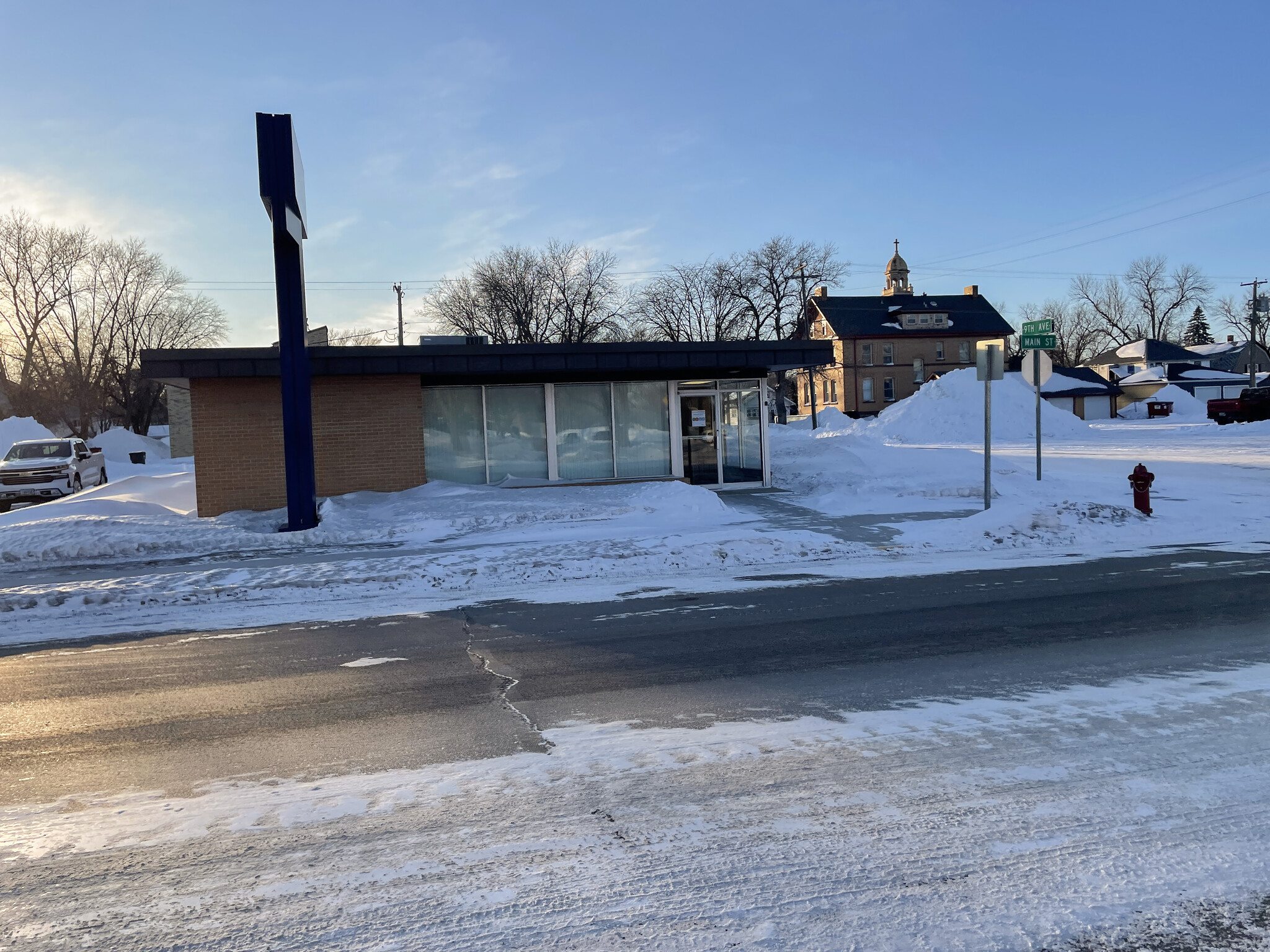 902 Main St, Lisbon, ND for sale Building Photo- Image 1 of 1