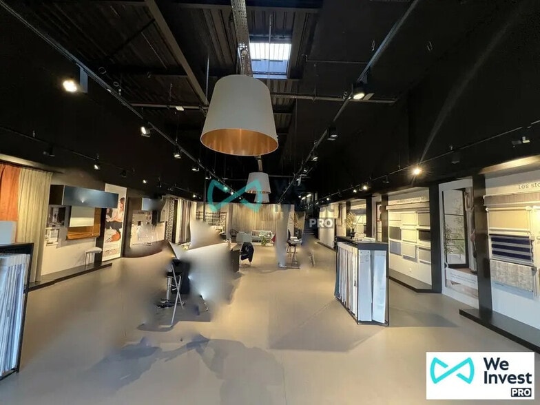 Retail in Cormontreuil for lease - Interior Photo - Image 2 of 7