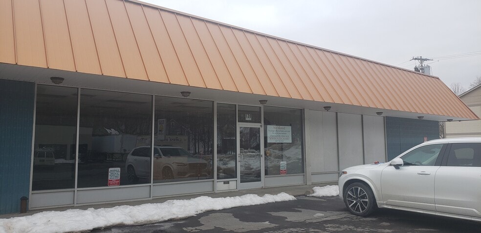 120 Groton Ave, Cortland, NY for sale - Primary Photo - Image 1 of 1