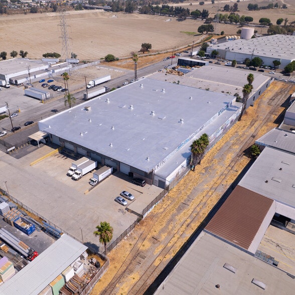 7240 Crider Ave, Pico Rivera, CA for lease - Aerial - Image 3 of 11