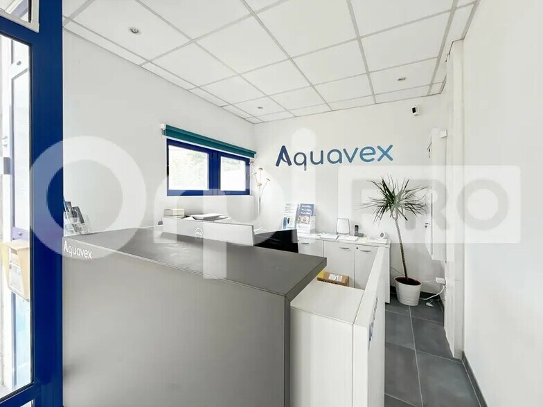 Flex in Sainte-Geneviève-des-Bois for sale - Interior Photo - Image 3 of 12