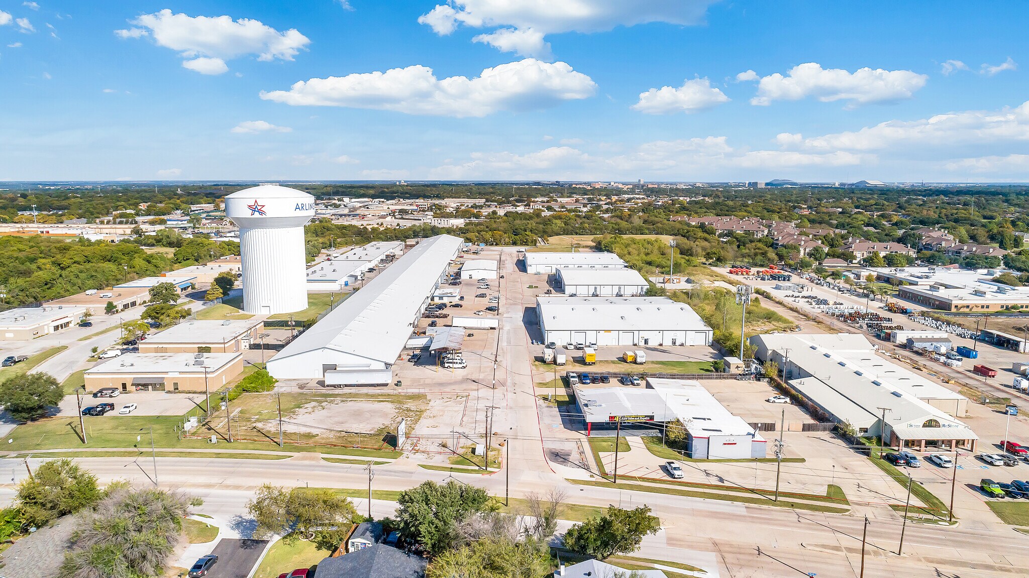 911-923 W Mayfield Rd, Arlington, TX for sale Building Photo- Image 1 of 1