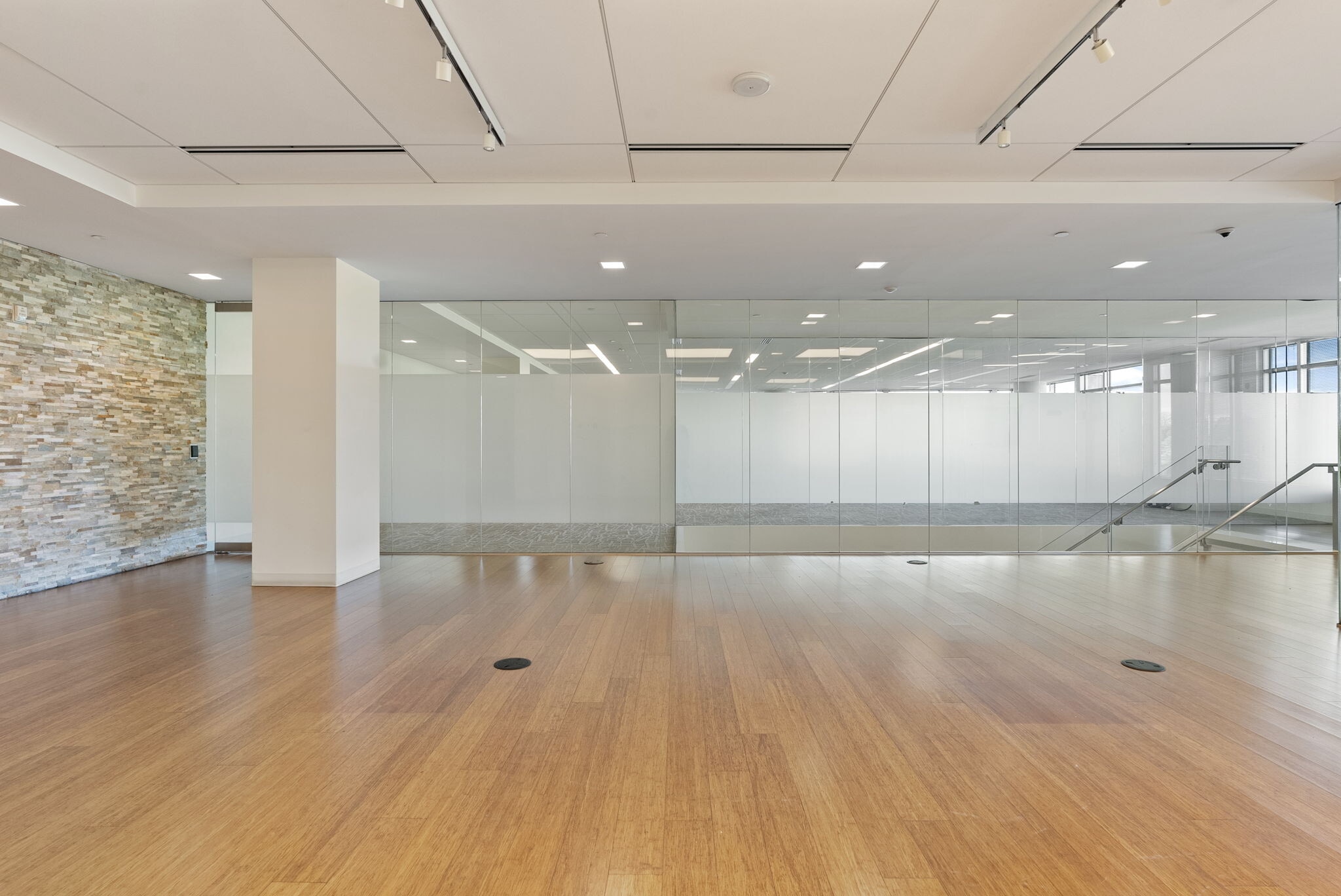 121 Rockville Pike, Rockville, MD for lease Interior Photo- Image 1 of 17