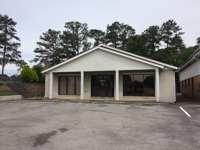 1941 Florence Blvd, Florence, AL for sale - Primary Photo - Image 1 of 1