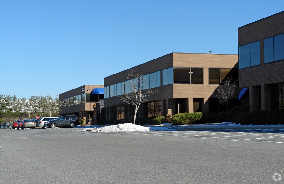 10101-10123 Senate Dr, Lanham, MD for lease - Building Photo - Image 3 of 14