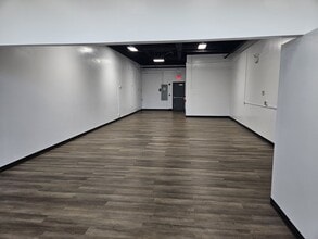 11300-11314 W Southwest Hwy, Orland Park, IL for lease Interior Photo- Image 2 of 2