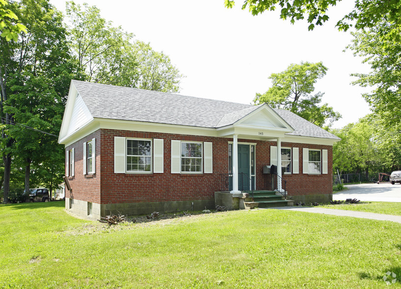 145 Main St, Newport, ME for sale - Primary Photo - Image 1 of 1