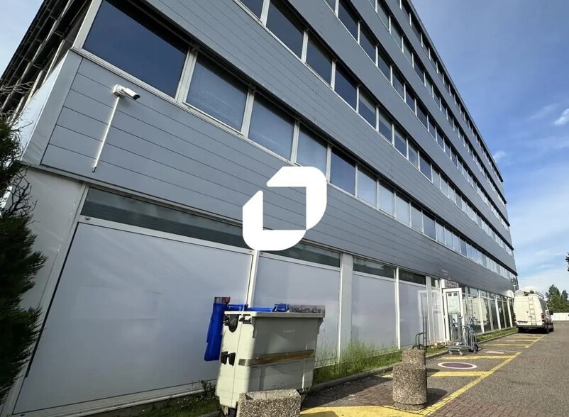 76 Rue De La Plaine Des Bouchers, Strasbourg for sale - Building Photo - Image 1 of 14