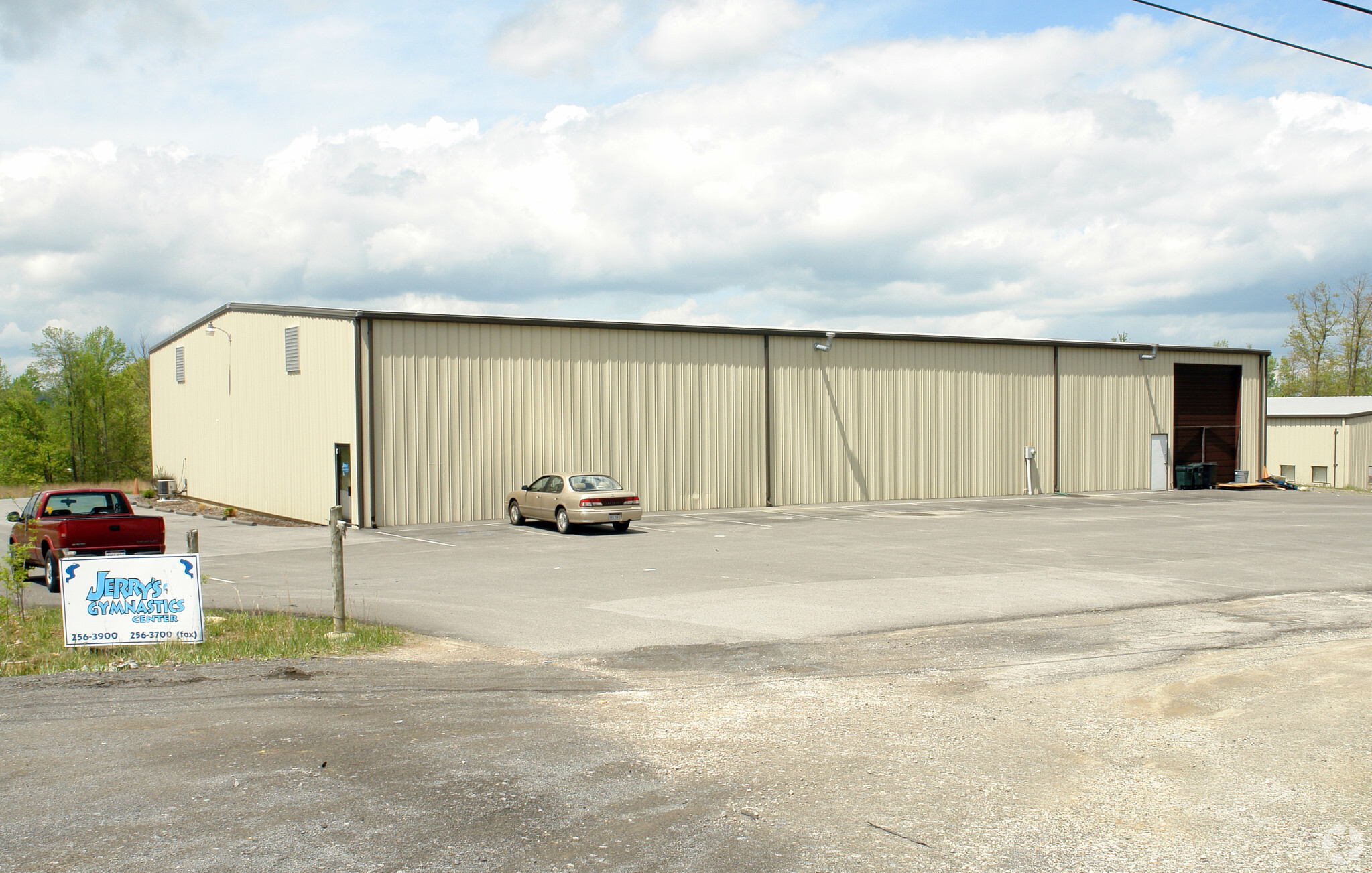 708 Industrial Park Rd, Beaver, WV for sale Primary Photo- Image 1 of 1