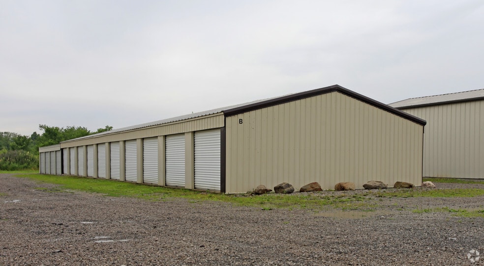 18816 Nickle Plate-Diagonal Rd, LaGrange, OH for sale - Primary Photo - Image 1 of 1