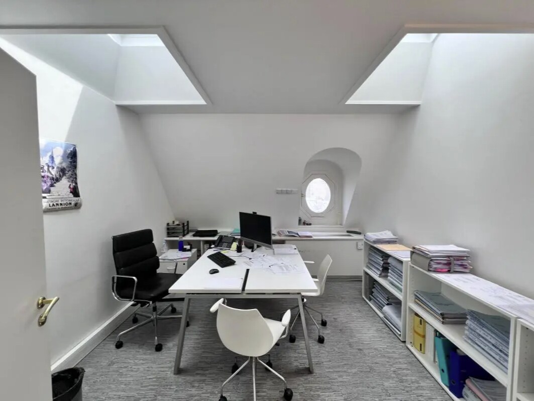 48 Avenue Victor Hugo, Paris for lease Interior Photo- Image 1 of 5