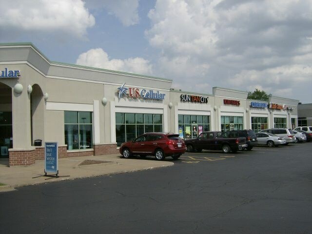 2910-2960 E 53rd St, Davenport, IA for sale Building Photo- Image 1 of 1