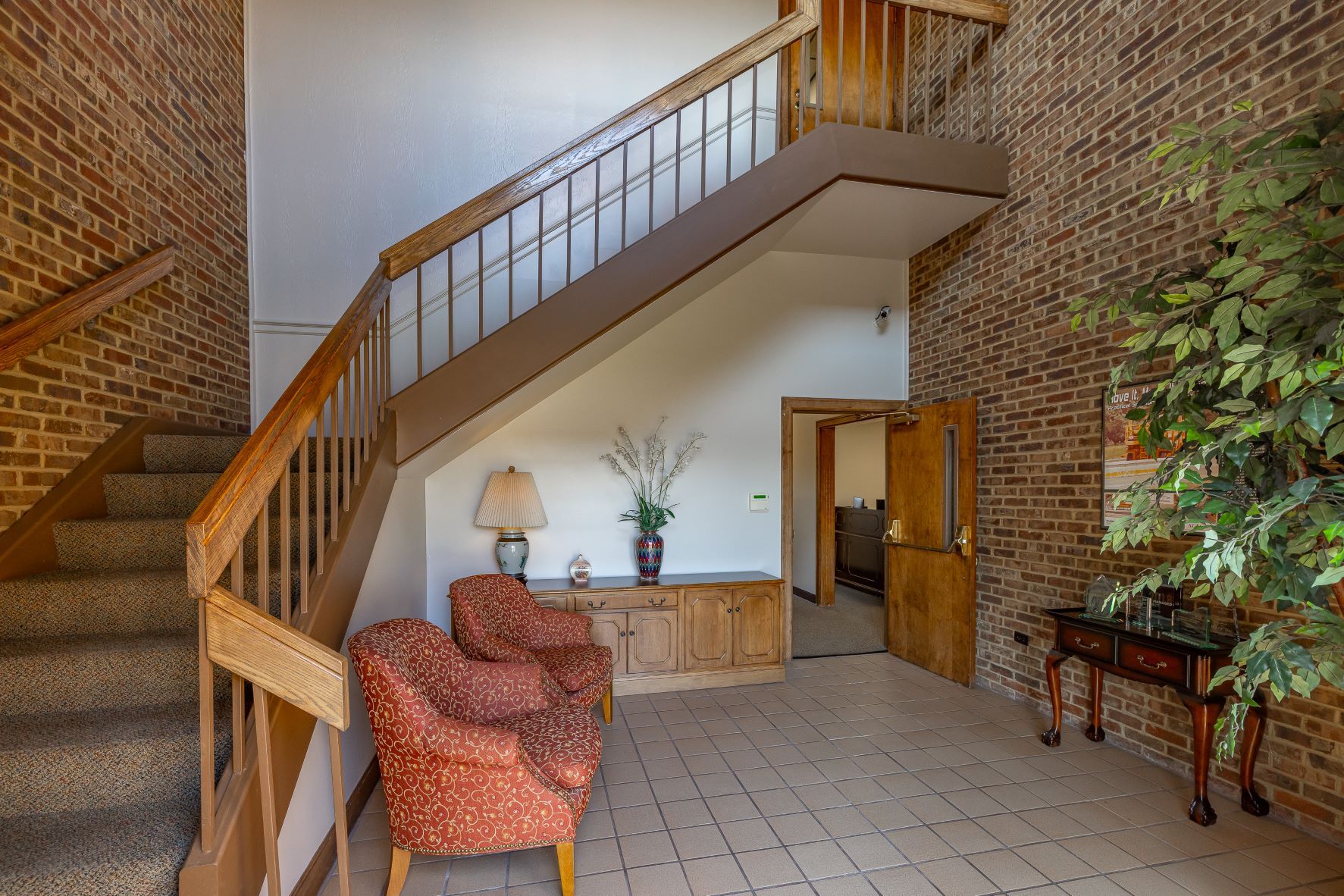 1950 Haggard Ct, Lexington, KY for sale Interior Photo- Image 1 of 1