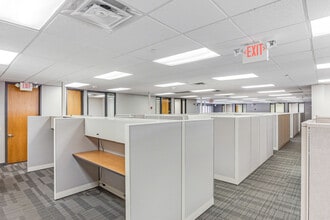 150 N Patrick Blvd, Brookfield, WI for lease Interior Photo- Image 1 of 2