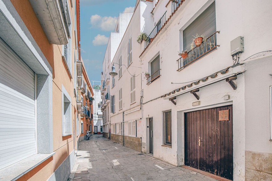 Multifamily in Lloret de Mar, Gerona for sale - Building Photo - Image 2 of 3