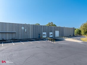 5125 Highway 85, College Park, GA for lease Building Photo- Image 2 of 4