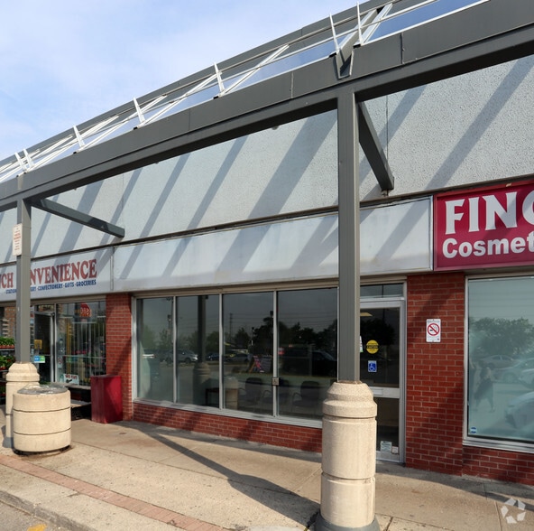 2512-2586 Finch Ave, Toronto, ON for lease - Building Photo - Image 3 of 3