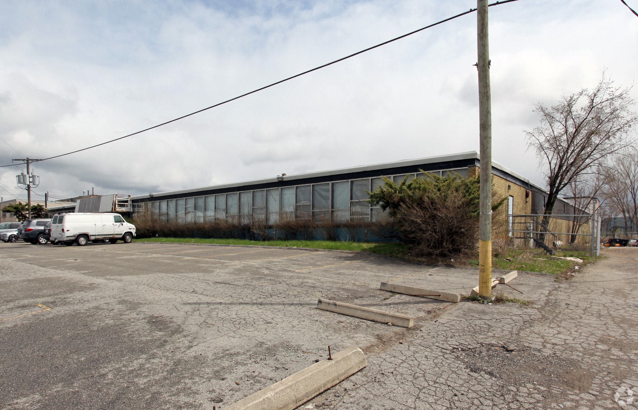 65 Densley Ave, Toronto, ON for sale Primary Photo- Image 1 of 1