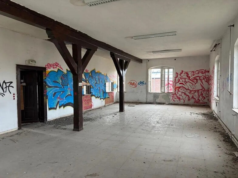 Office in Montigny-lès-Metz for sale - Interior Photo - Image 2 of 3