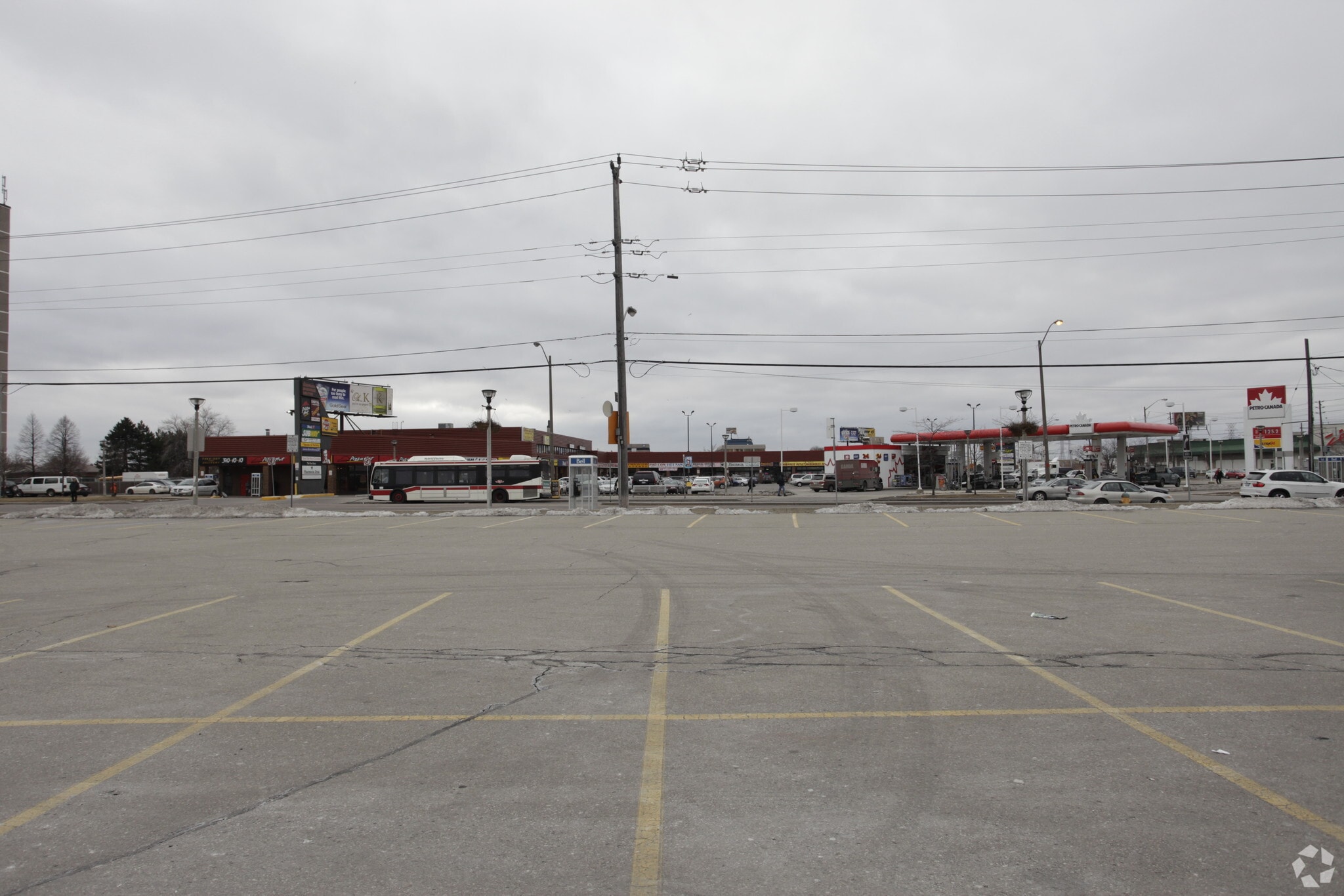 1901-2009 Finch Ave, Toronto, ON for sale Primary Photo- Image 1 of 1