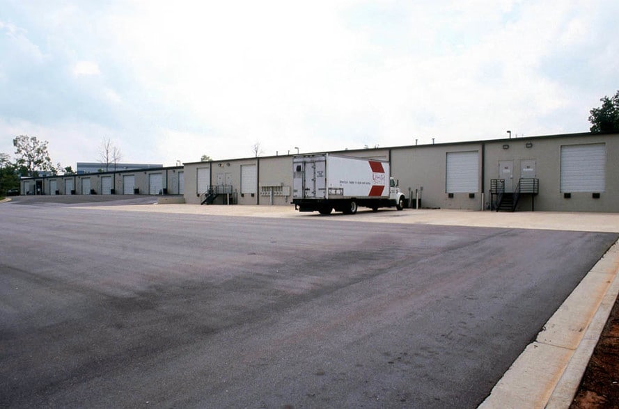 251 Dominion Dr, Morrisville, NC for lease - Other - Image 2 of 3