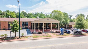 Best Western Williamsburg Historic District - Bar