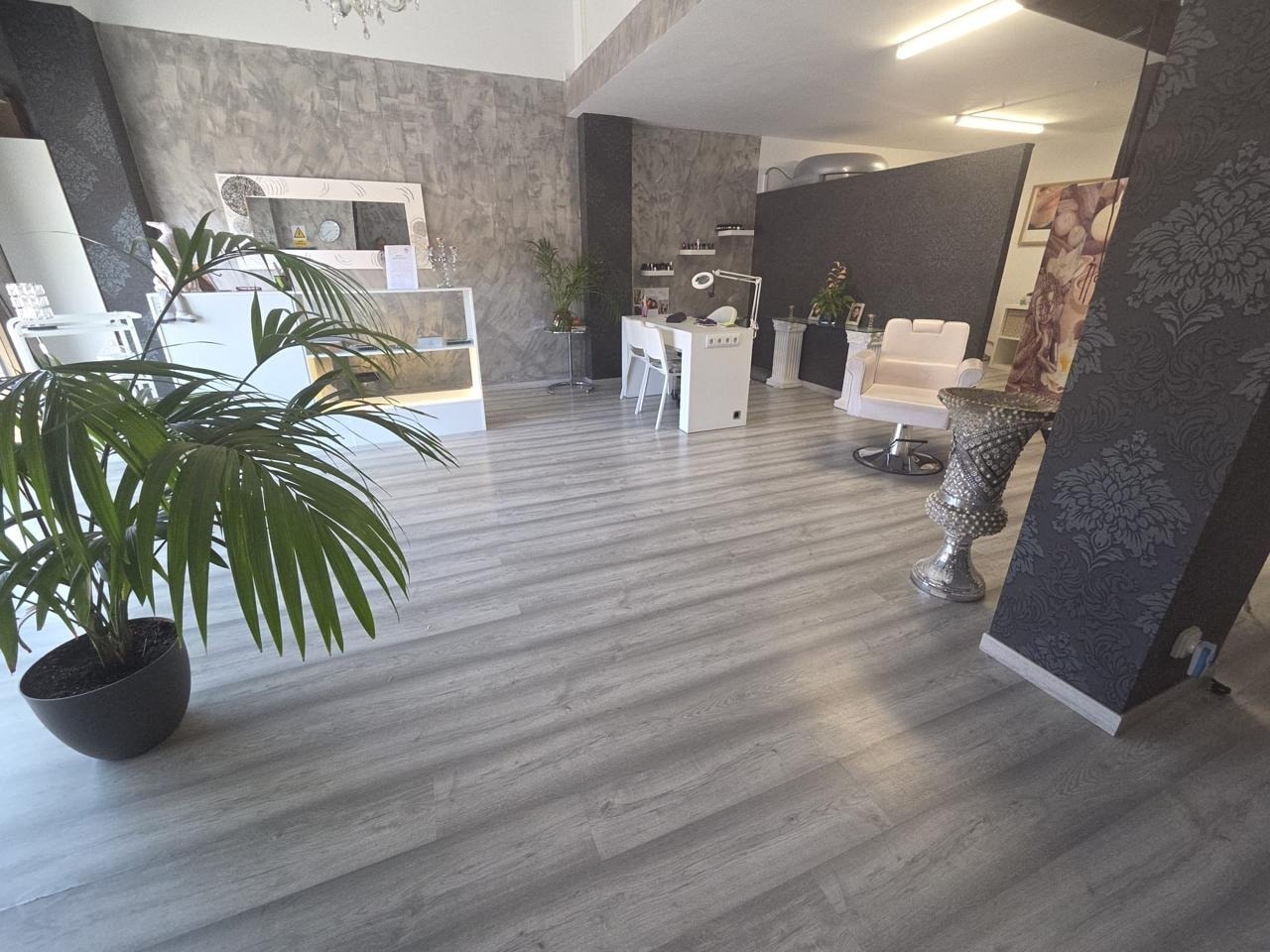 Retail in Mataró, Barcelona for lease Interior Photo- Image 1 of 14