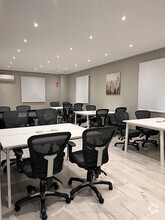 Office in Madrid, Madrid for lease Interior Photo- Image 1 of 12