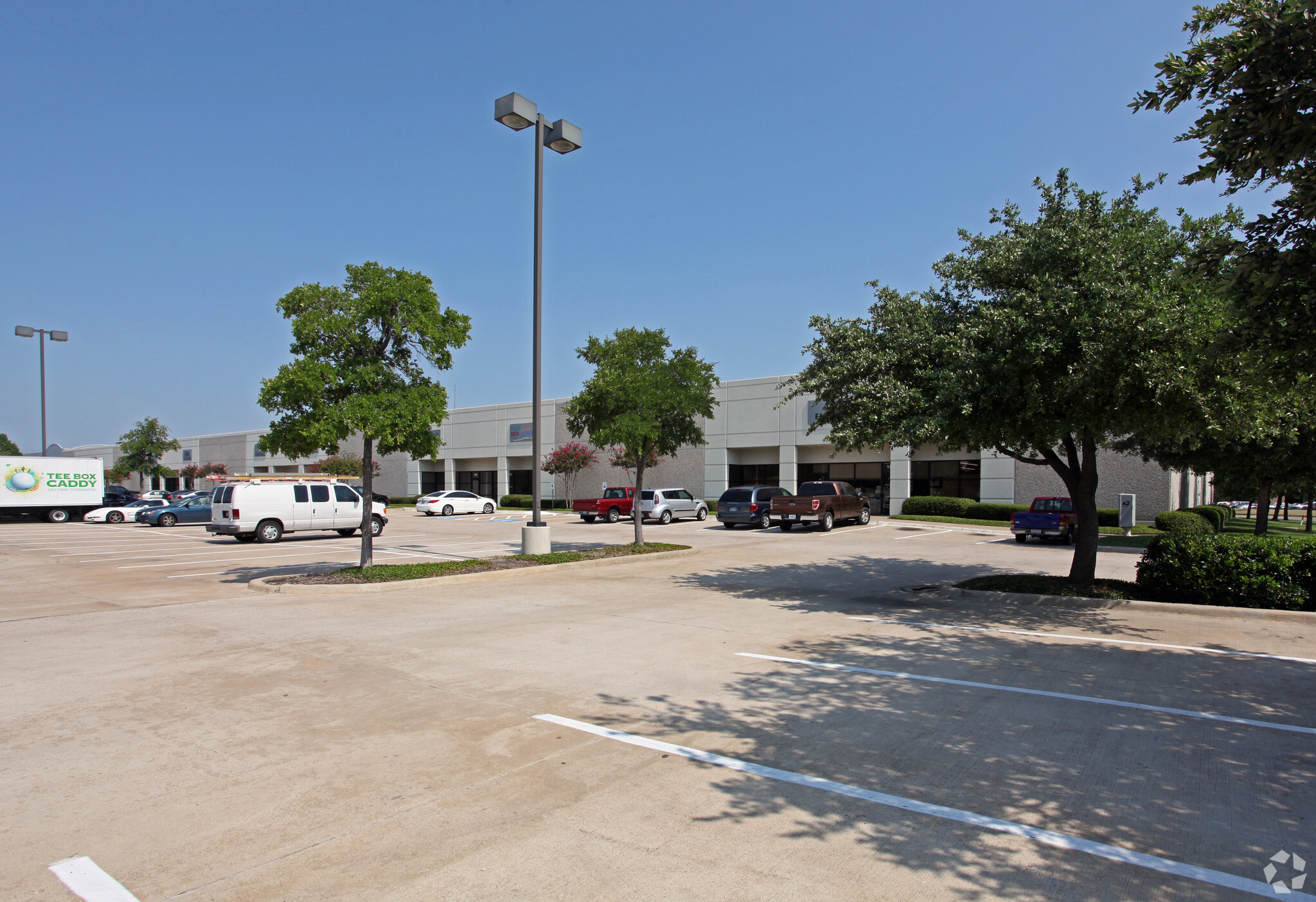 1100 Valwood Pky, Carrollton, TX for sale Building Photo- Image 1 of 1