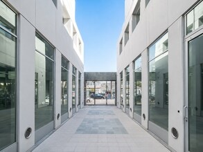 2045 Sawtelle Blvd, Los Angeles, CA for lease Interior Photo- Image 2 of 9
