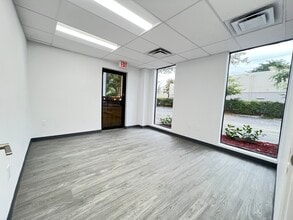2201 Nw 30th Pl, Pompano Beach, FL for lease Building Photo- Image 2 of 7