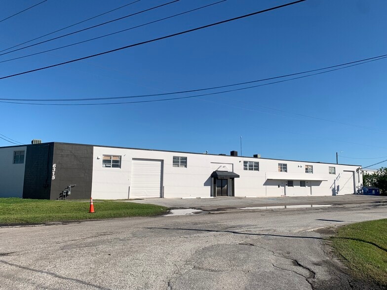 6315 Anderson Rd, Tampa, FL 33634