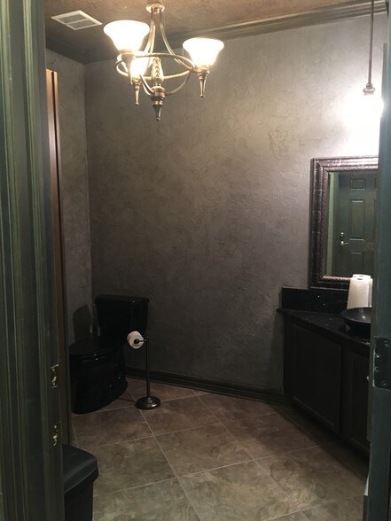 28030 FM 2978 Rd, Magnolia, TX for sale - Lobby - Image 1 of 1