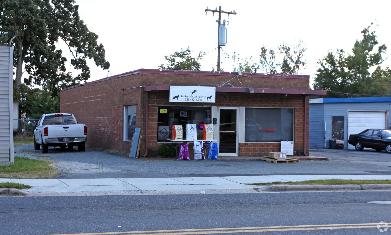 3200 E Bessemer Ave, Greensboro, NC 27405 Retail for Sale