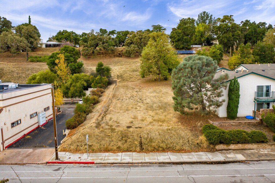 5802 Traffic Way, Atascadero, CA for sale - Building Photo - Image 1 of 1