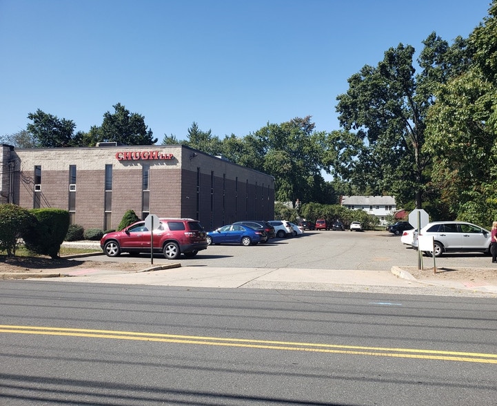 295 Pierson Ave, Edison, NJ for lease - Building Photo - Image 2 of 8