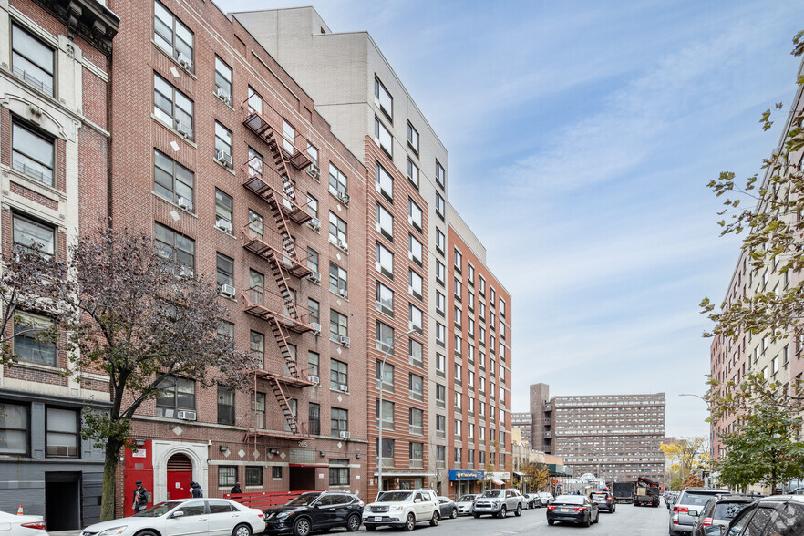 269 E Burnside Ave, Bronx, NY for sale - Primary Photo - Image 1 of 1