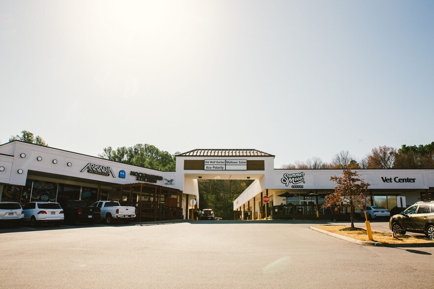 1320-1554 N College Ave, Fayetteville, AR for lease - Building Photo - Image 1 of 17