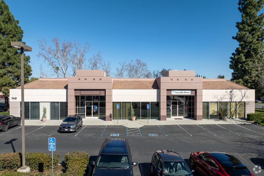 743 Camden Ave, Campbell, CA for sale - Primary Photo - Image 1 of 1