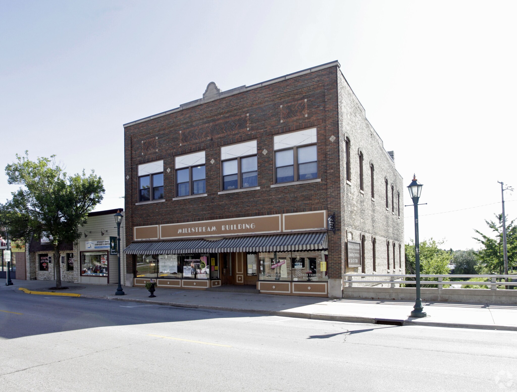 120-122 N Main St, Hartford, WI for sale Building Photo- Image 1 of 1