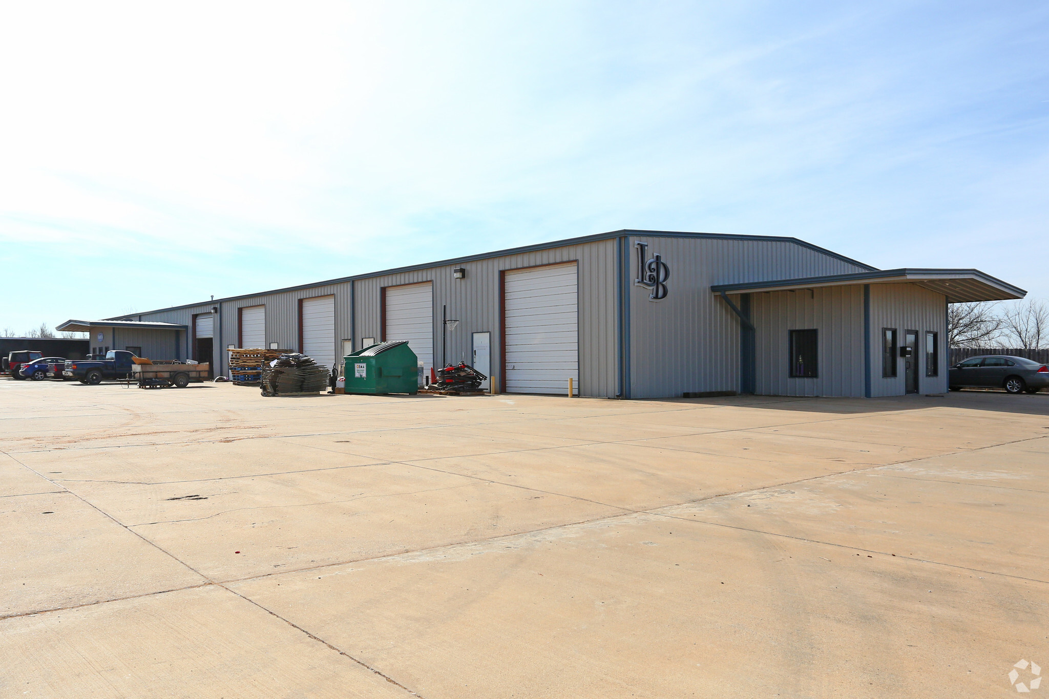 660 W SW 59th St, Mustang, OK for lease Building Photo- Image 1 of 9