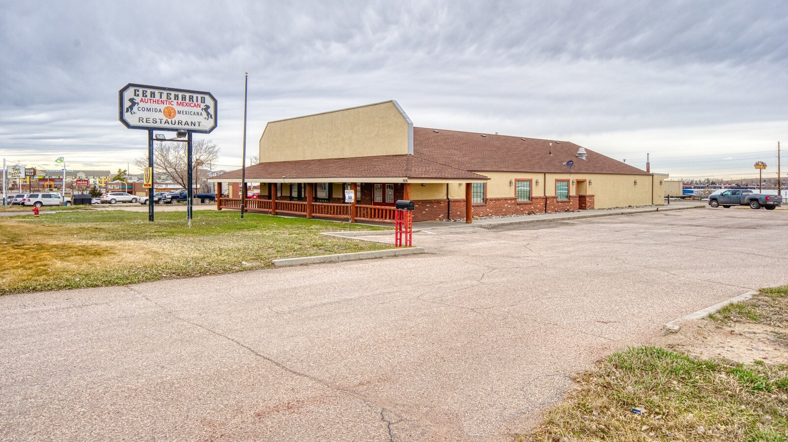 1414 W 2nd St, Gillette, WY 82716