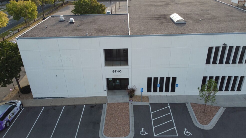 9740 Grand Ave S, Minneapolis, MN for lease - Commercial Listing Video - Image 3 of 22