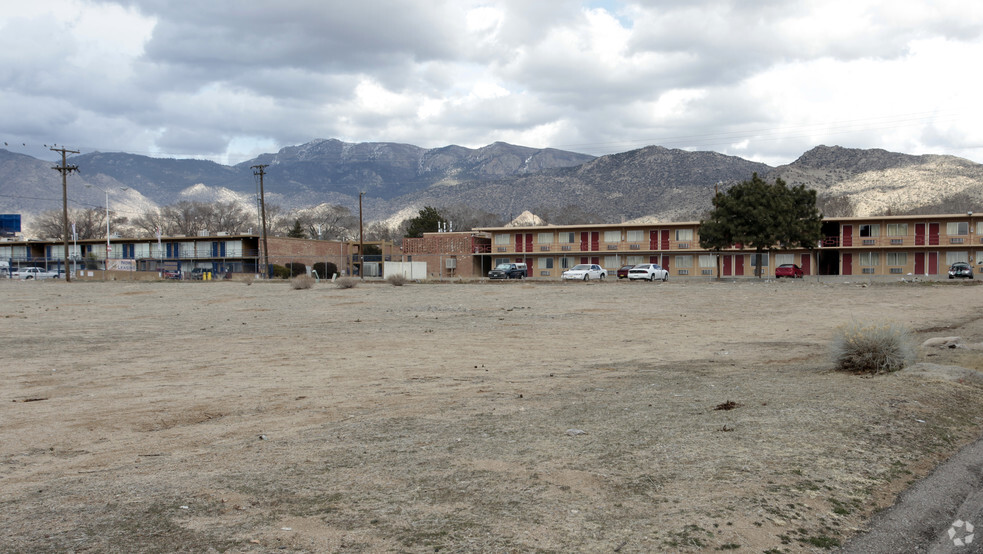 Central Ave NE, Albuquerque, NM for sale - Primary Photo - Image 1 of 1